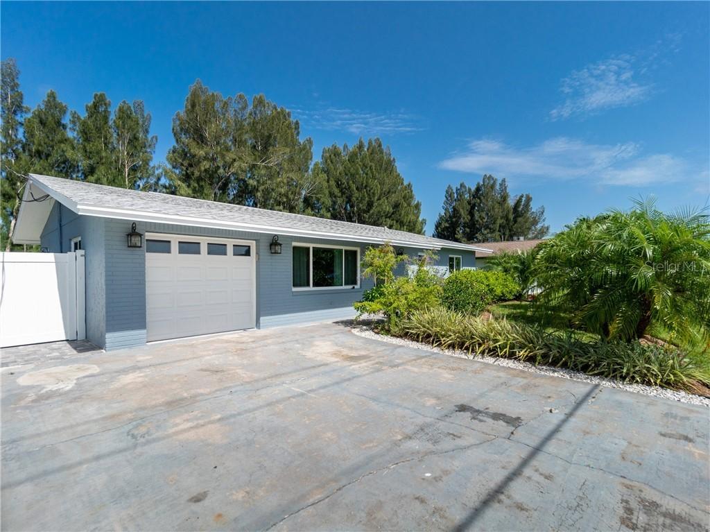 735 Indian Creek Ln., Punta Gorda, FL 33982