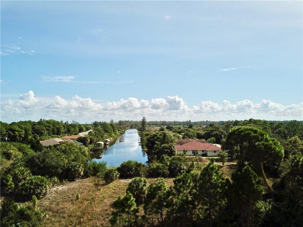 10164 Hallendale Dr., Port Charlotte, FL 33981