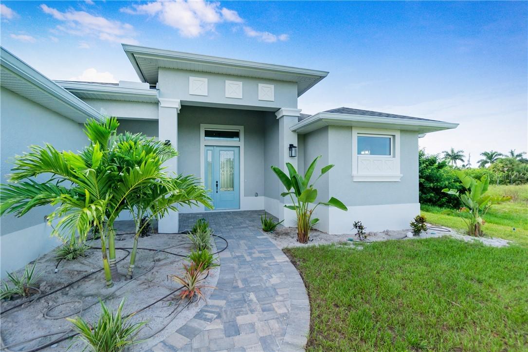 10218 Hallendale Dr., Port Charlotte, FL 33981