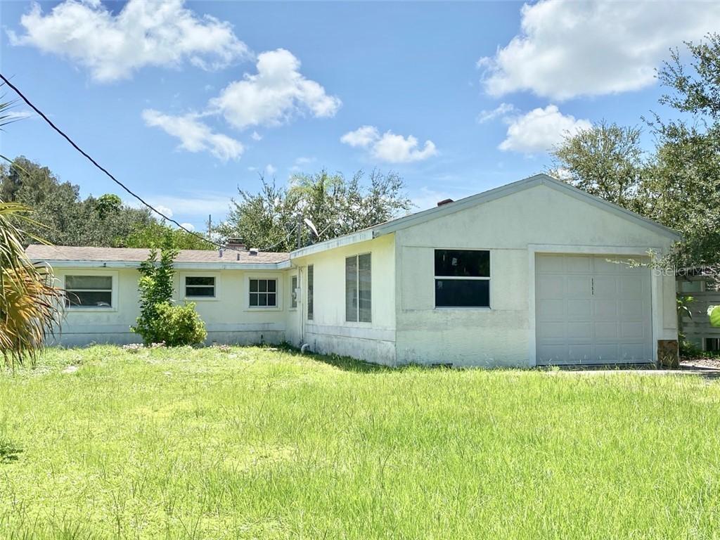 1751 Riverside Dr., Englewood, FL 34223