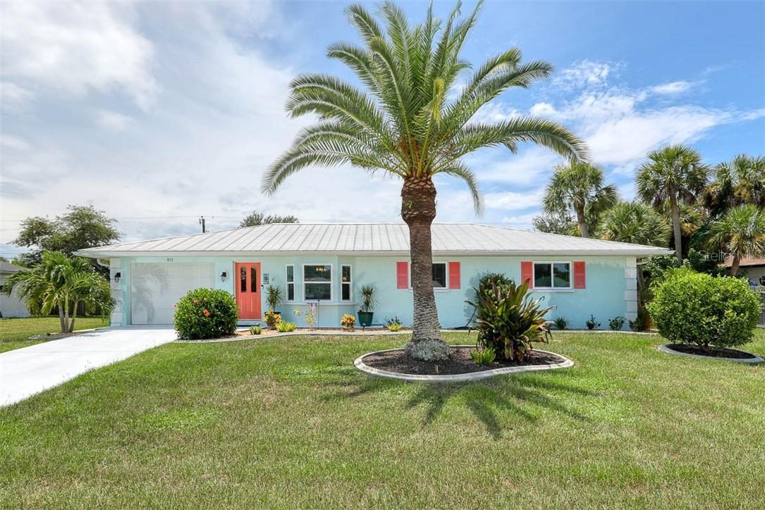 831 E 6th St., Englewood, FL 34223