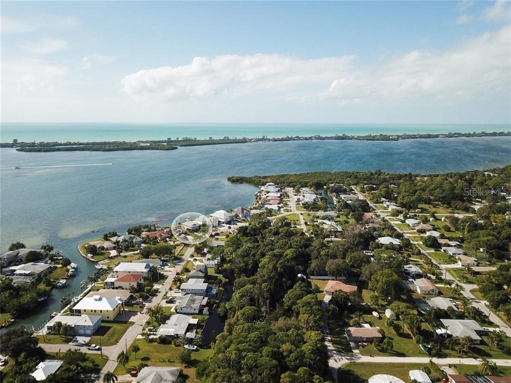 901 Chapin Blvd., Englewood, FL 34223