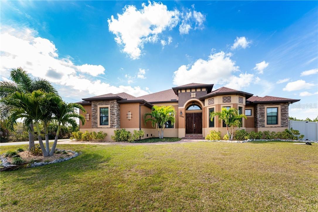 10393 Harlingen St., Port Charlotte, FL 33981