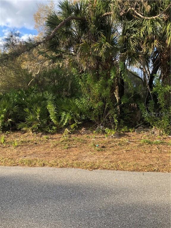 18494 Gypsy Ave., Port Charlotte, FL 33954