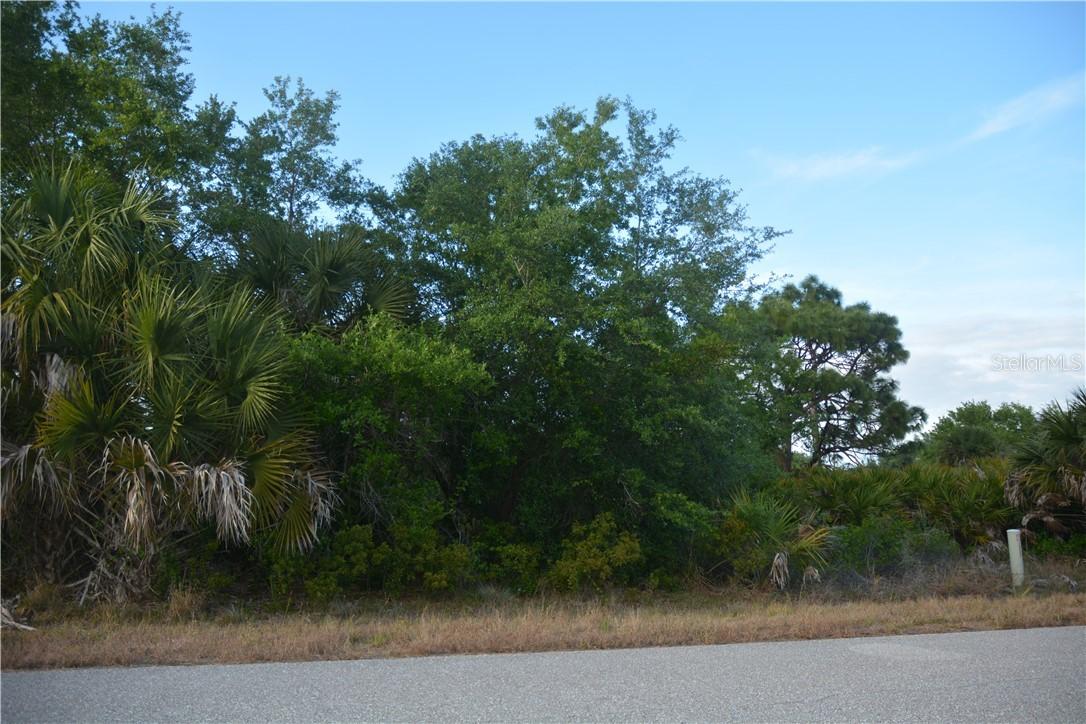 13250 Blytheville Ave., Port Charlotte, FL 33981