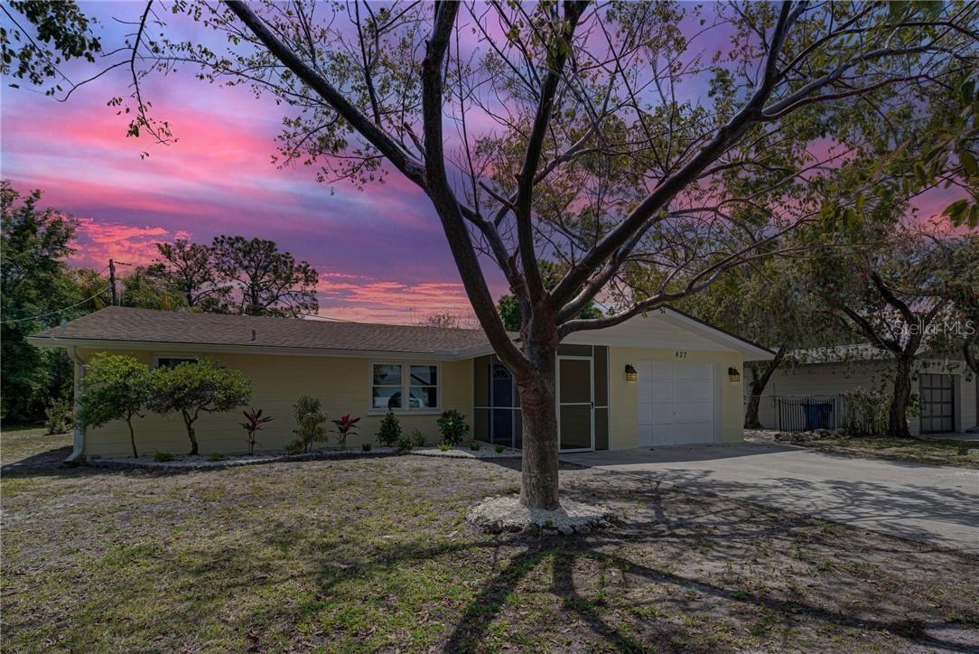 427 Edwards St., Englewood, FL 34223