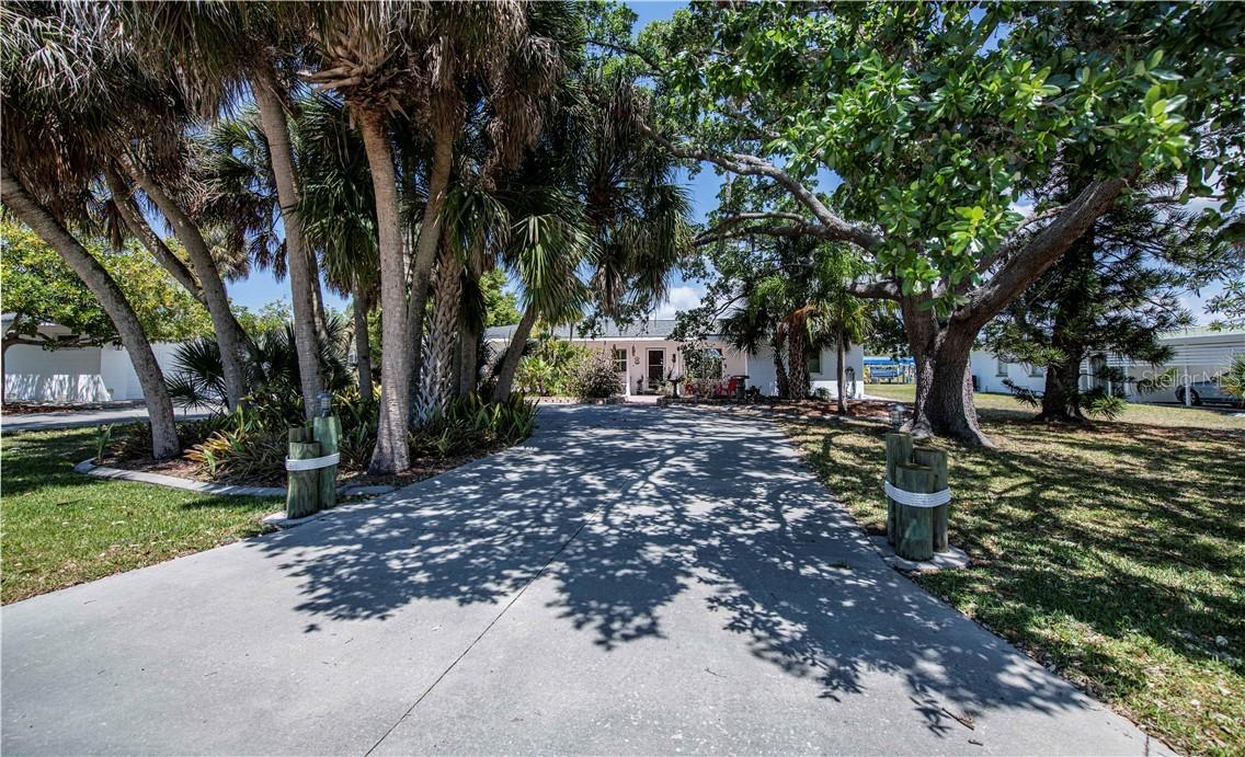 1020 E 2nd St., Englewood, FL 34223