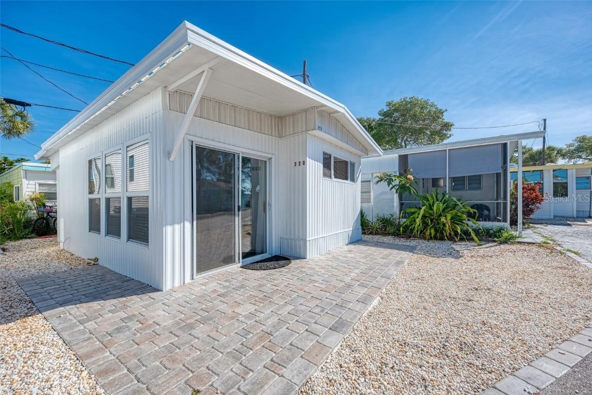 220 Bayo St., Englewood, FL 34223