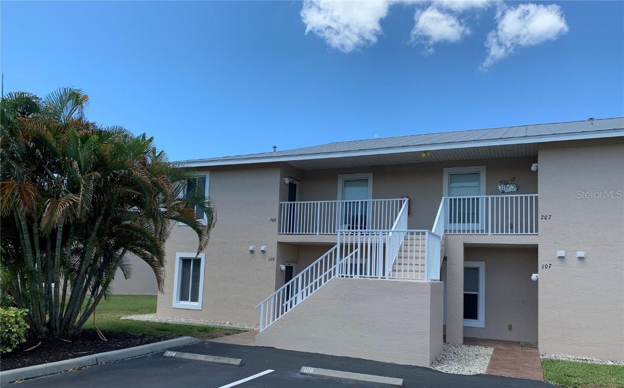 9550 Fiddlers Green Circle #208 #208, Rotonda West, FL 33947