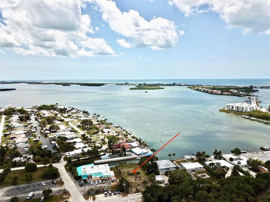 1390 Aqua View Ln., Englewood, FL 34223