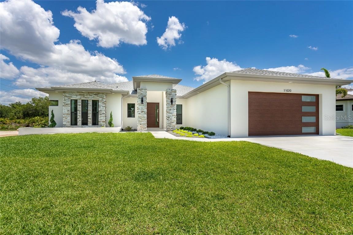 11020 Sunnydale Ave., Englewood, FL 34224