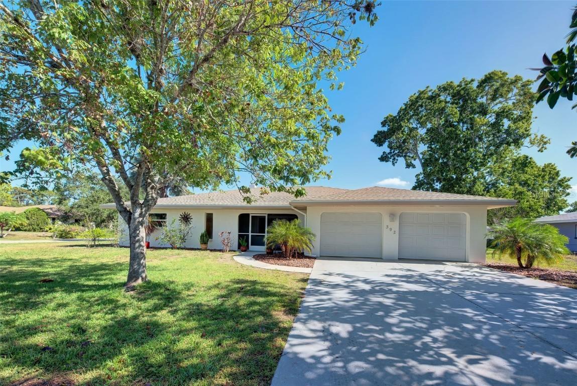 392 Harvard Rd., Venice, FL 34293