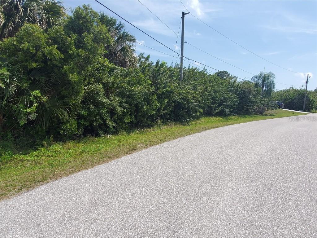13050 Ridgely Cir., Port Charlotte, FL 33981