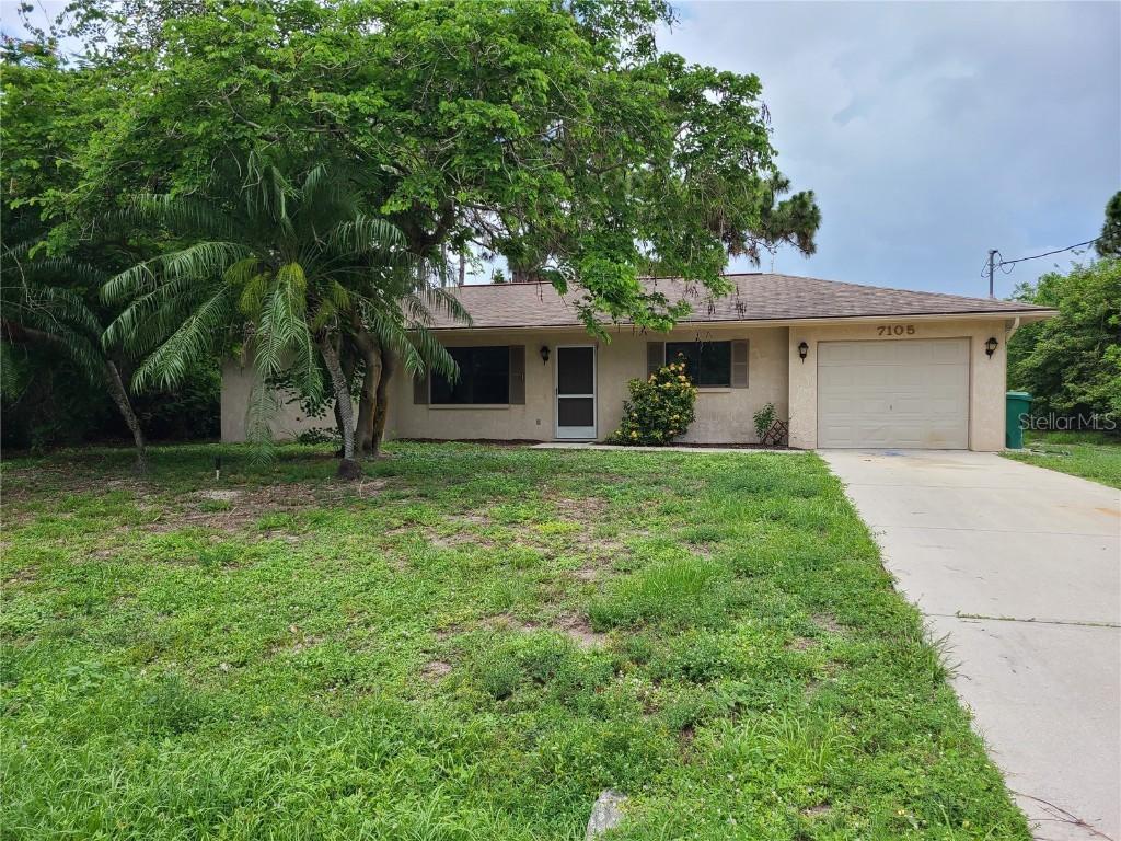 7105 Burnsville St., Englewood, FL 34224