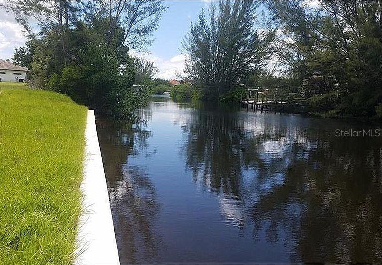 616 NW 39th Ave., Cape Coral, FL 33993