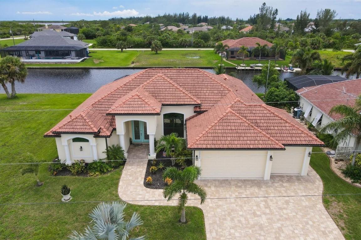 15554 Alcove Cir., Port Charlotte, FL 33981