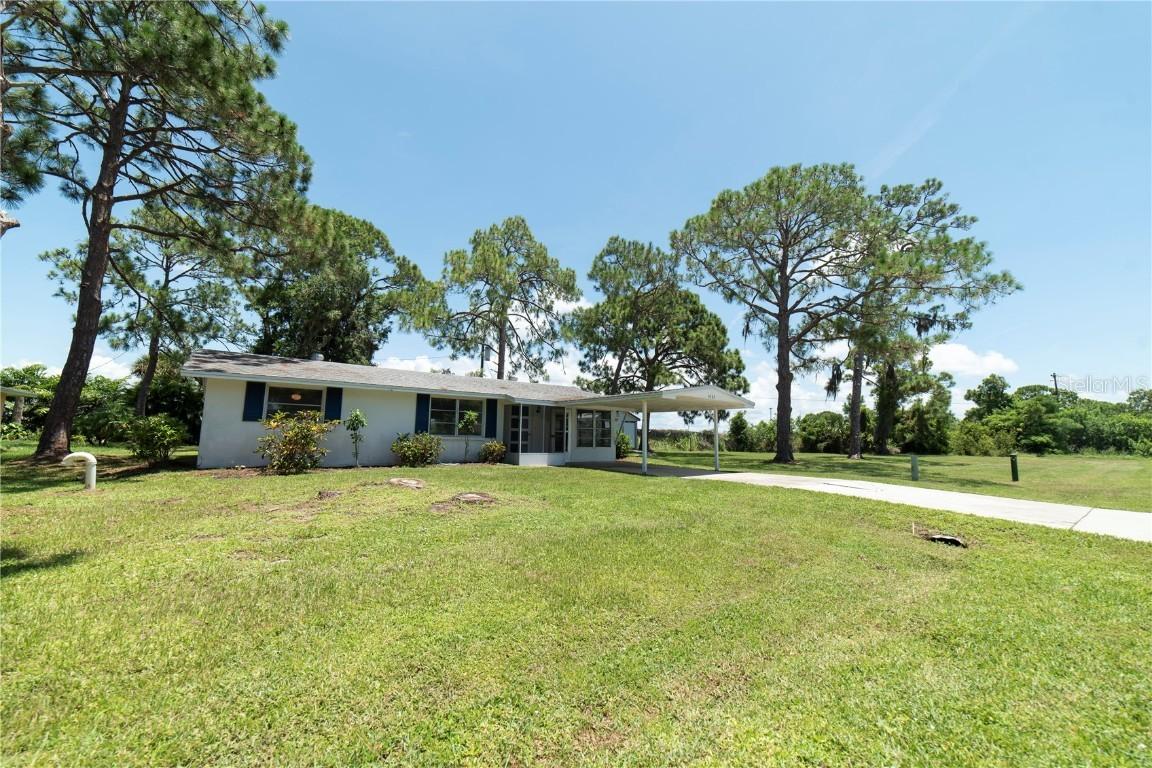 3265 Smith St., Grove City, FL 34224