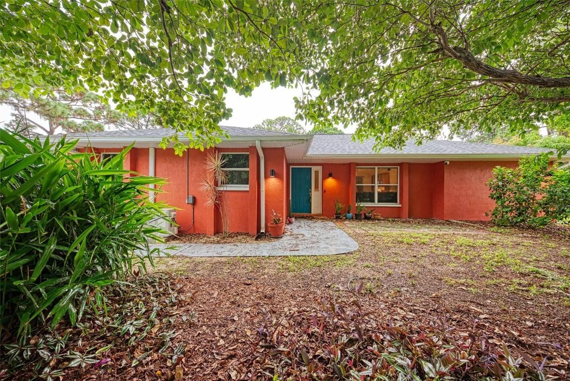 981 Ohio Ave., Englewood, FL 34223