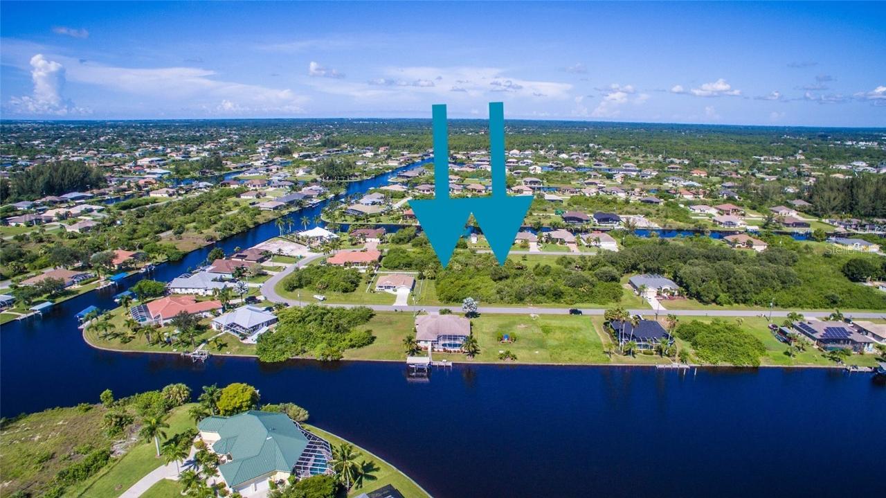 8309 8301 Burwell Cir., Port Charlotte, FL 33981