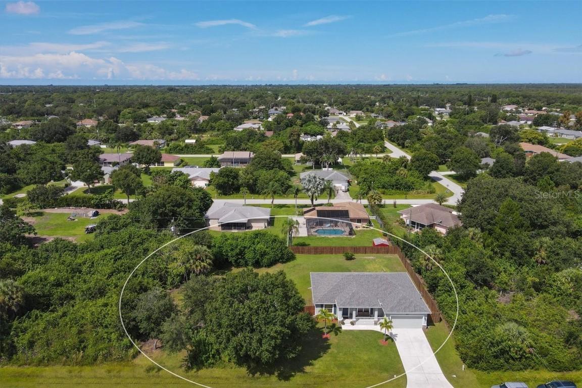 6135 Cromwell St., Englewood, FL 34224