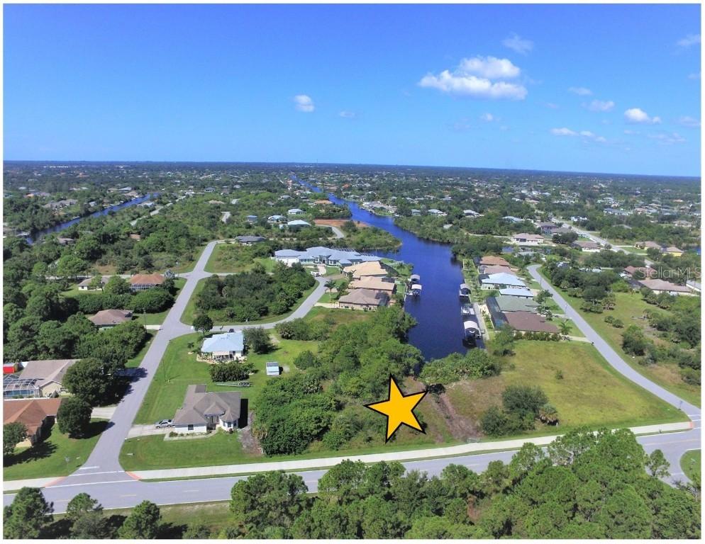 9555 Hallendale Dr., Port Charlotte, FL 33981