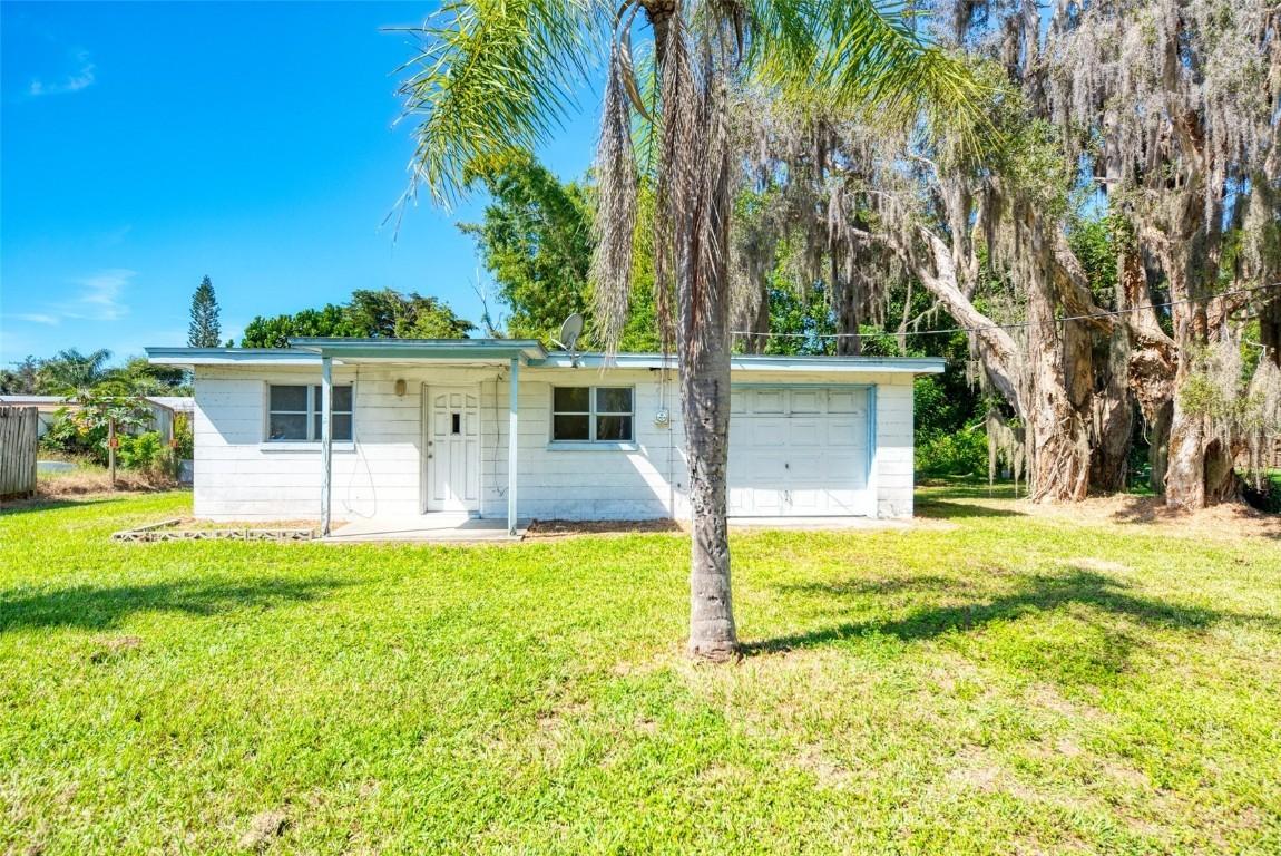 840 Pine St., Englewood, FL 34223