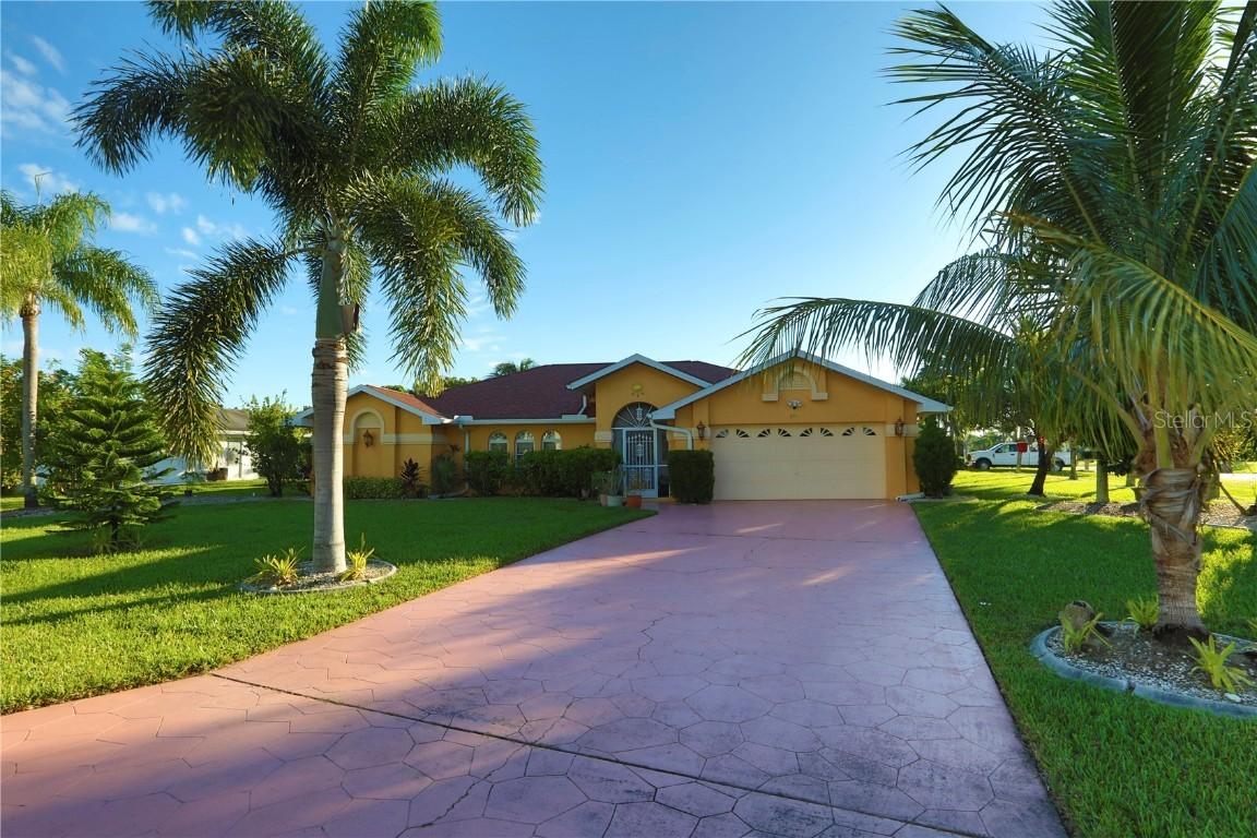 2513 SE 20th Pl., Cape Coral, FL 33904
