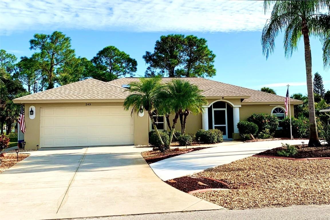 249 Broadmoor Ln., Rotonda West, FL 33947