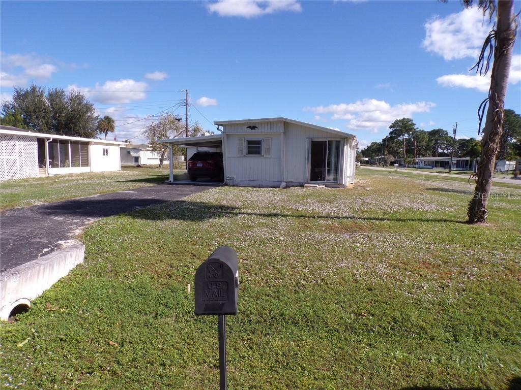 911 Via De Luna, Englewood, FL 34224