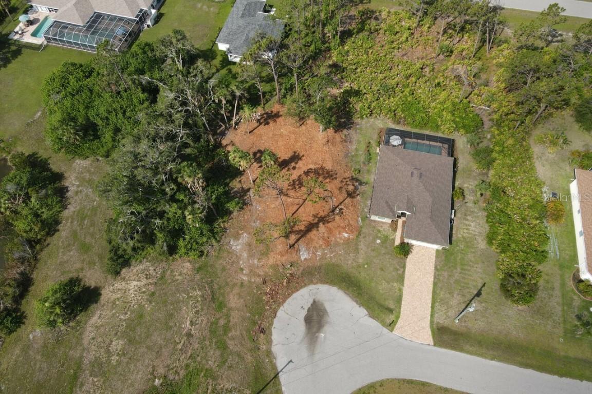 147 Jade St., Rotonda West, FL 33947