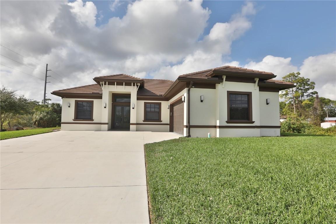 101 Clyde Ave., Lehigh Acres, FL 33971