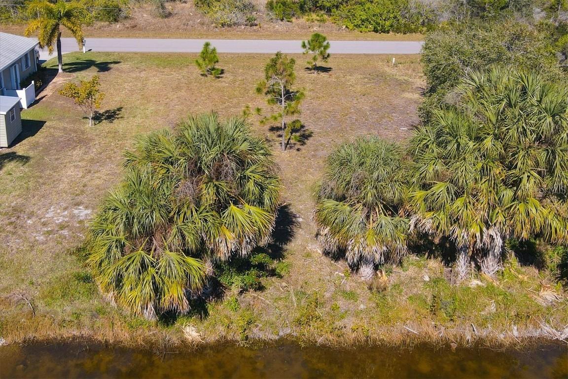 15738 Stuart Cir., Port Charlotte, FL 33981