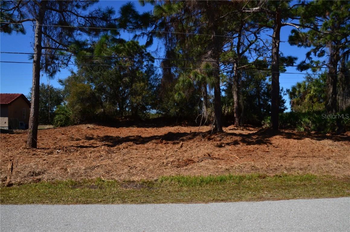 6077 Ronda St., Englewood, FL 34224