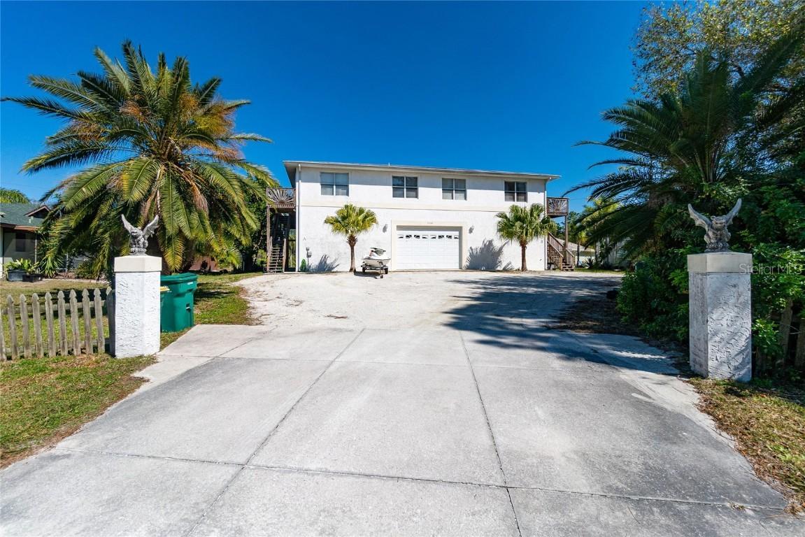 9458 Anita Ave., Englewood, FL 34224