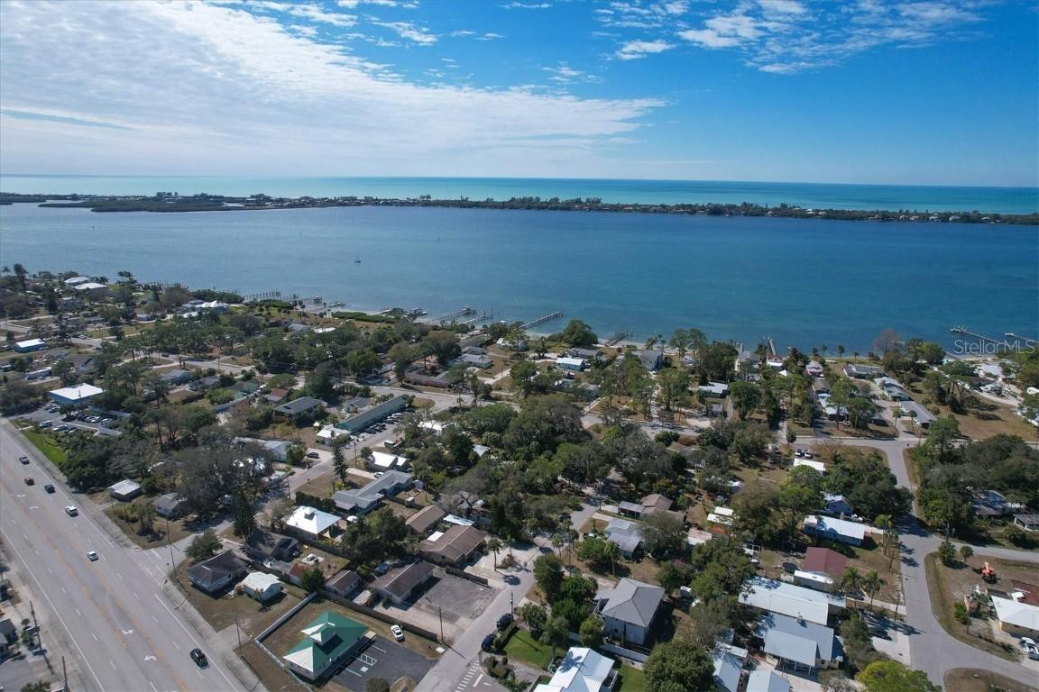 39 1st Ave., Englewood, FL 34223