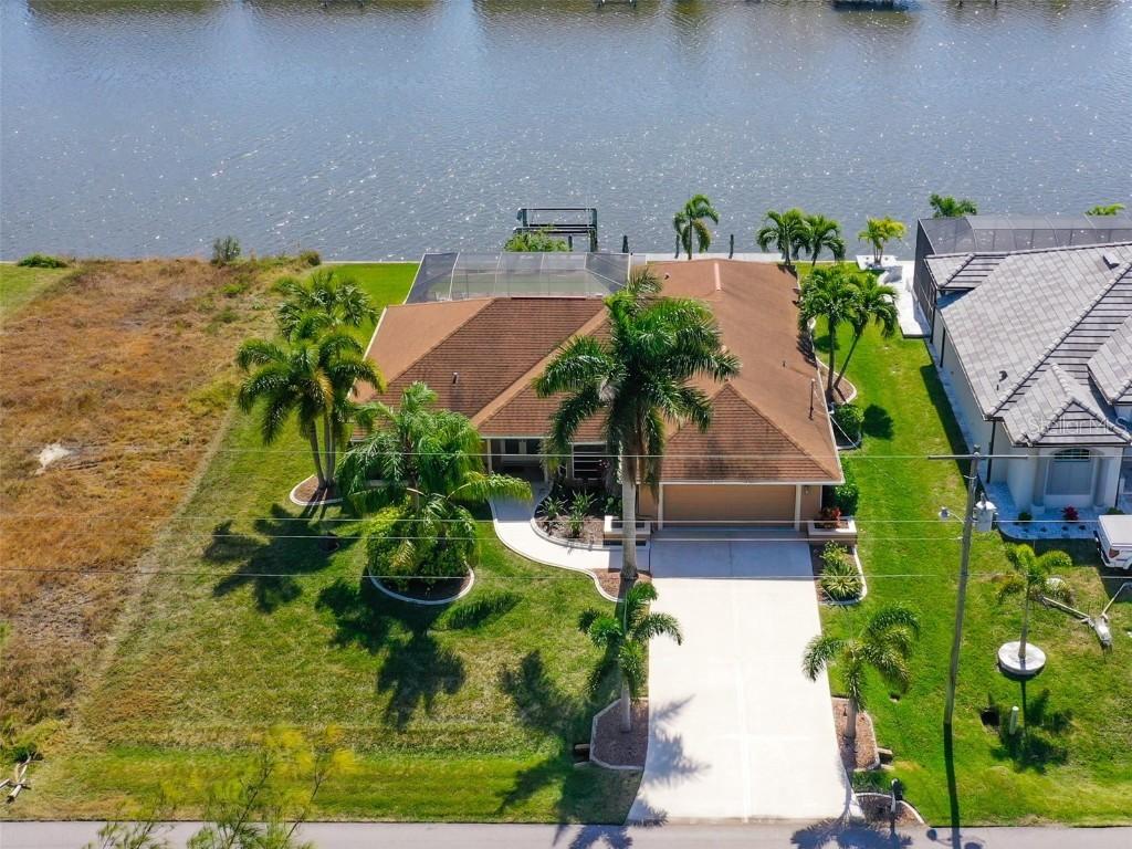 15930 Aqua Cir., Port Charlotte, FL 33981