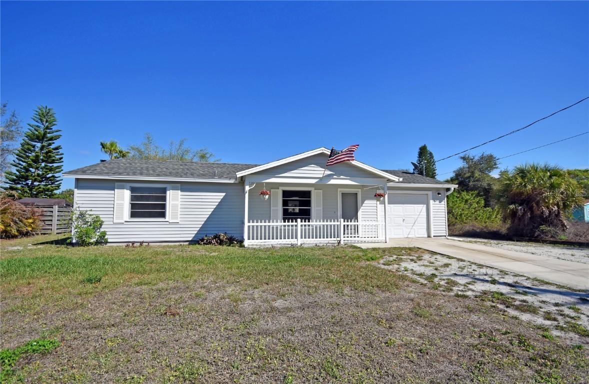 6038 Spinnaker Blvd., Englewood, FL 34224