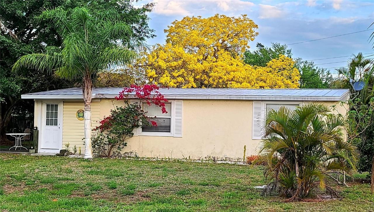 1150 Sharlo Cir., Englewood, FL 34224