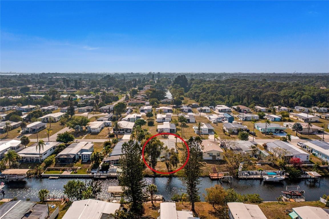 1369 Kingfisher Dr., Englewood, FL 34224