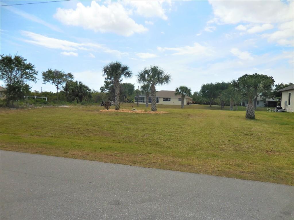 9522 Snapper Cir., Port Charlotte, FL 33981