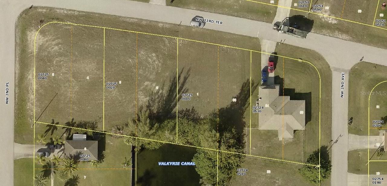 208 NW 23rd Ter., Cape Coral, FL 33993