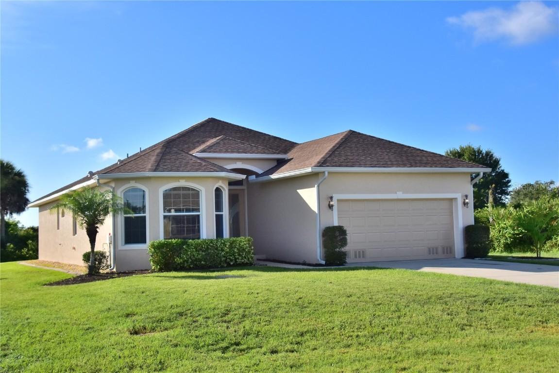 388 Baytree Dr., Rotonda West, FL 33947