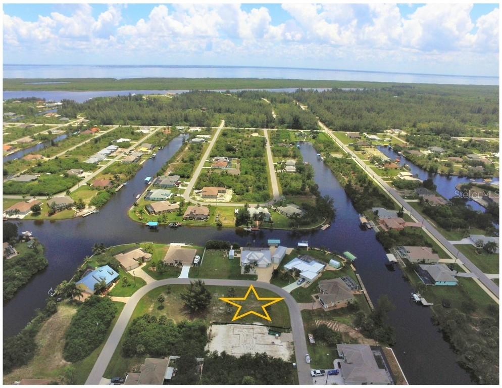 15704 Lakeland Cir., Port Charlotte, FL 33981
