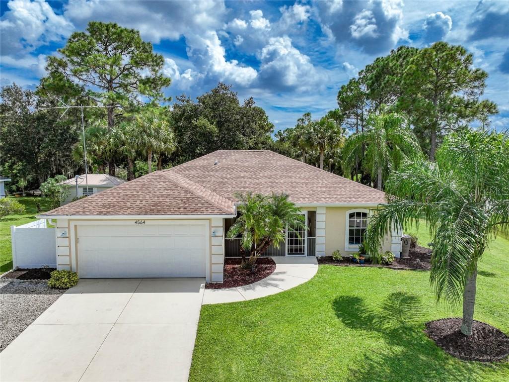 4564 Lagoon Ter., North Port, FL 34286