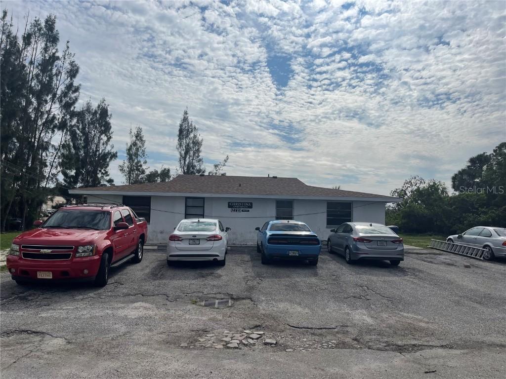 12233 Rosaro Ave., North Port, FL 34287