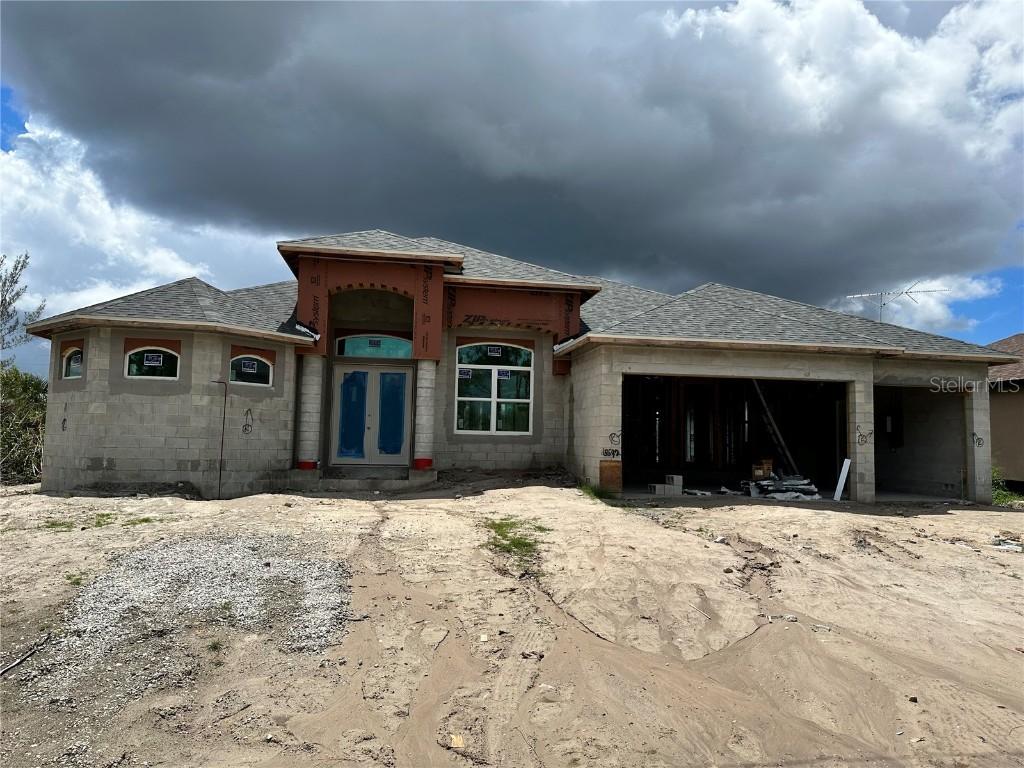 15592 Lakeland Cir., Port Charlotte, FL 33981