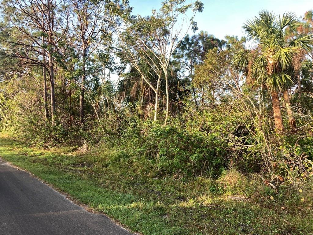 1057 Berthoud St, Port Charlotte, FL 33953
