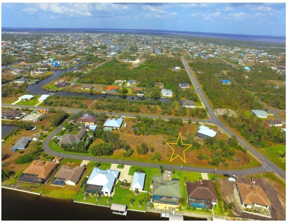 9574 Honeymoon Dr., Port Charlotte, FL 33981