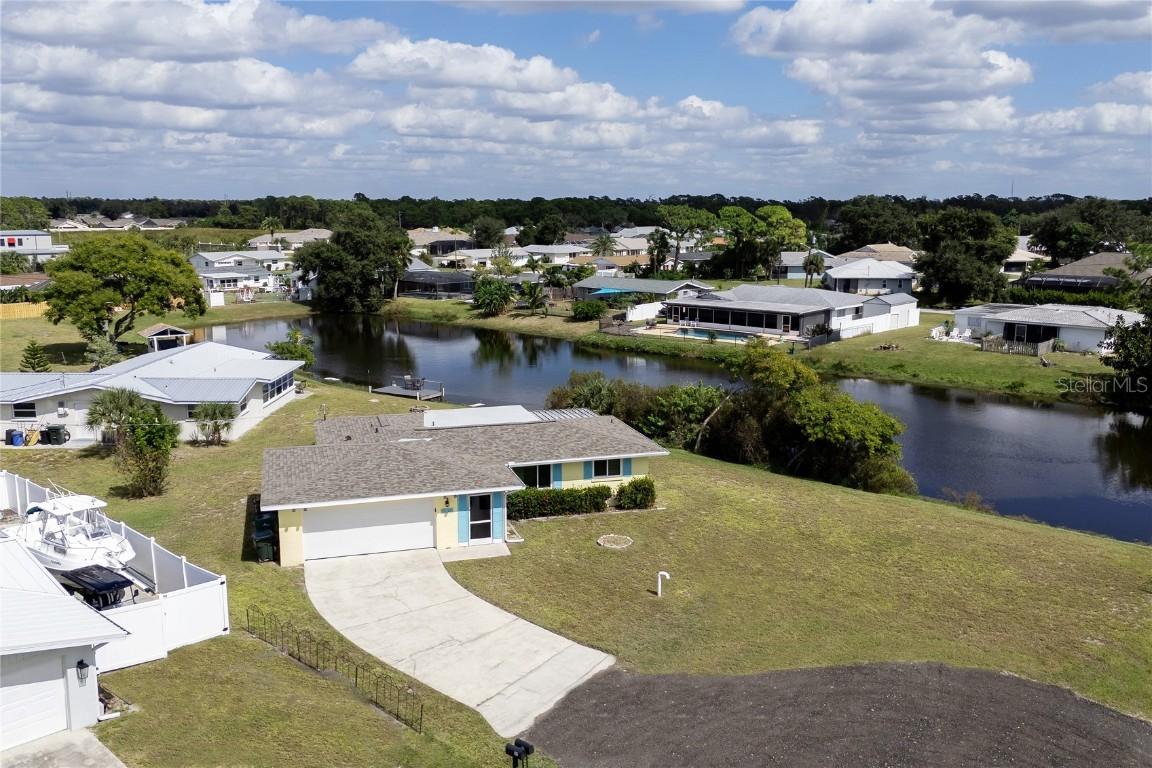 42 Caroll Cir., Englewood, FL 34223