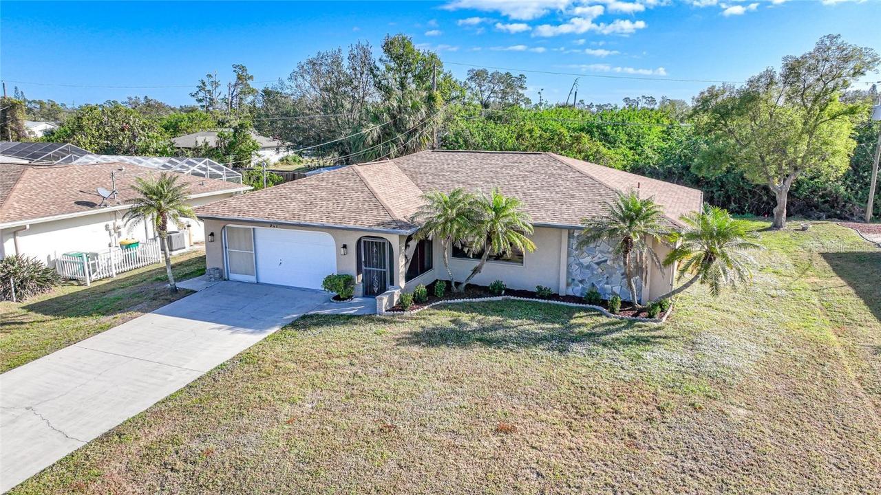 907 Jarvis Ter., Port Charlotte, FL 33948